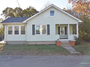 205 Sand Pond Rd, Warwick, RI 02888