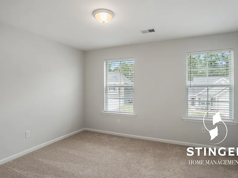 103 Grange Ln — Photo 37