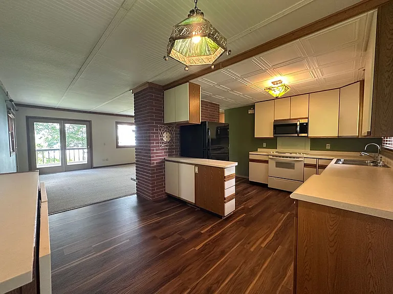 2830 Waubesa Ave — Photo 18