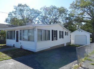 5 Columbia St, Wareham, MA 02571