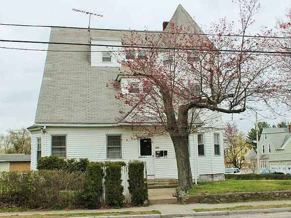 2nd image of 530 Laurel Hill Ave