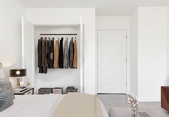 4th image of 30-26 14th St #2R