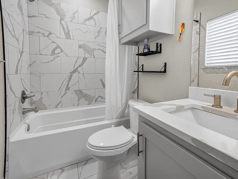 3521 S Hills Ave — Photo 22