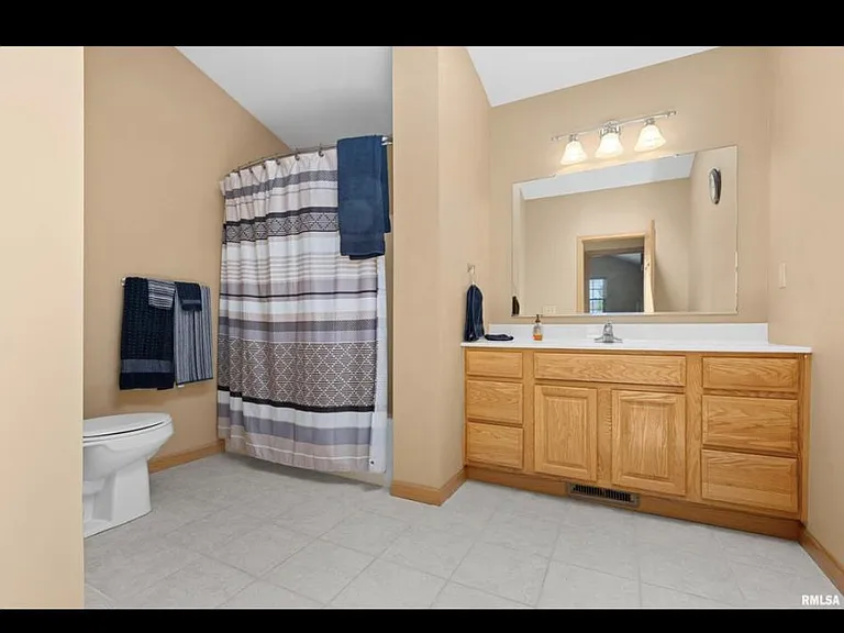 1834 Kingsbury Rd — Photo 7