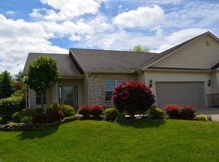 176 Stone Ridge Cir, Doylestown, OH 44230