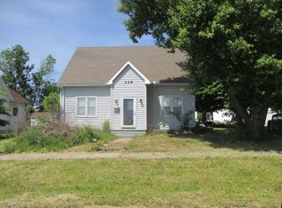 228 Graves St, Chillicothe, MO 64601