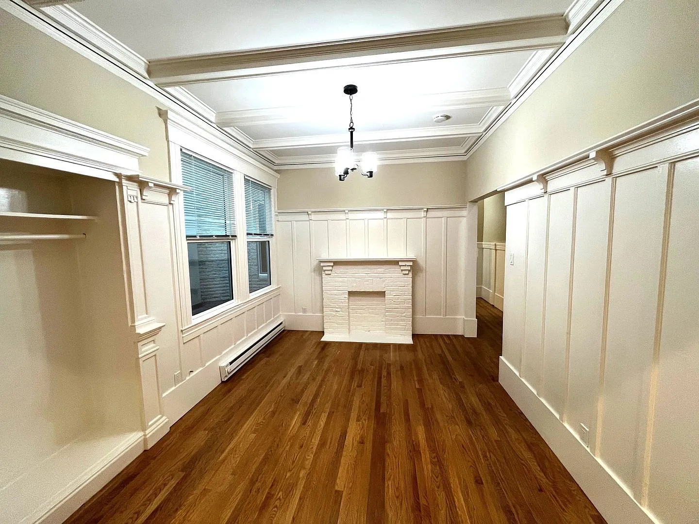 Breathtaking 2 Bed/ 1 Bath Mission Flat — Photo 4