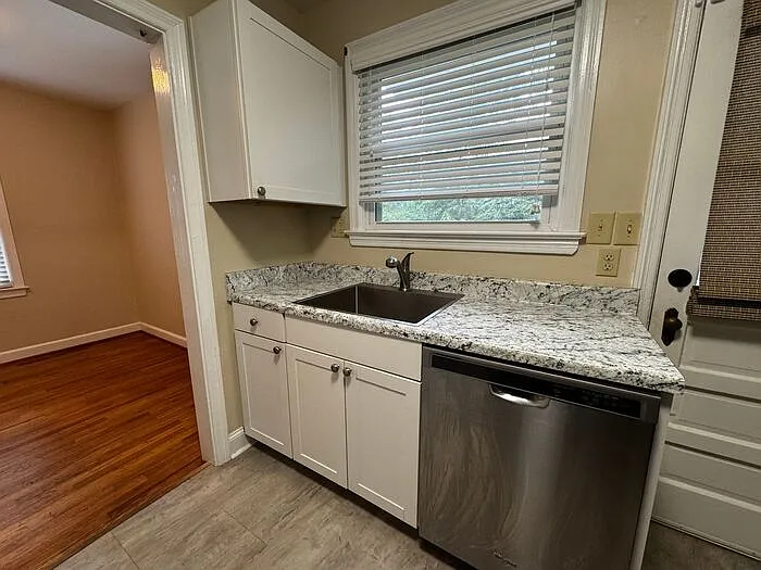 2406 Bonita Dr SW — Photo 9