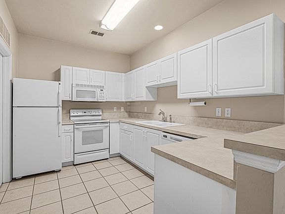 3rd image of 13200 W Newberry Rd APT N75