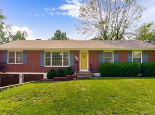 3340 NE Mohawk Ln, Kansas City, MO 64116
