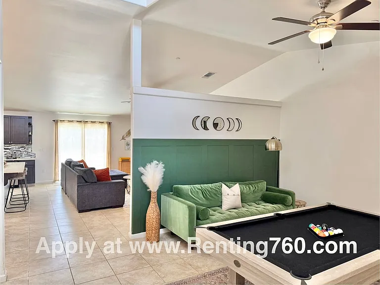 8621 Amador Ave — Photo 4