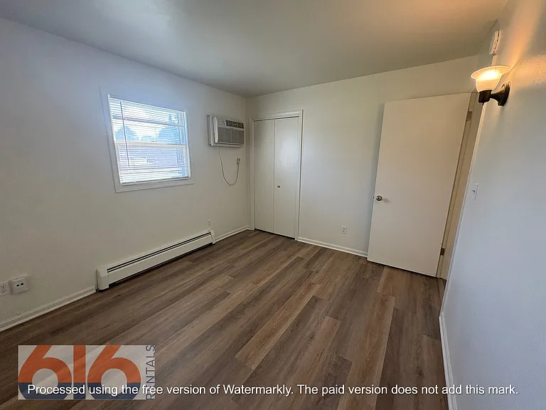 620 56th St SE #8 — Photo 12