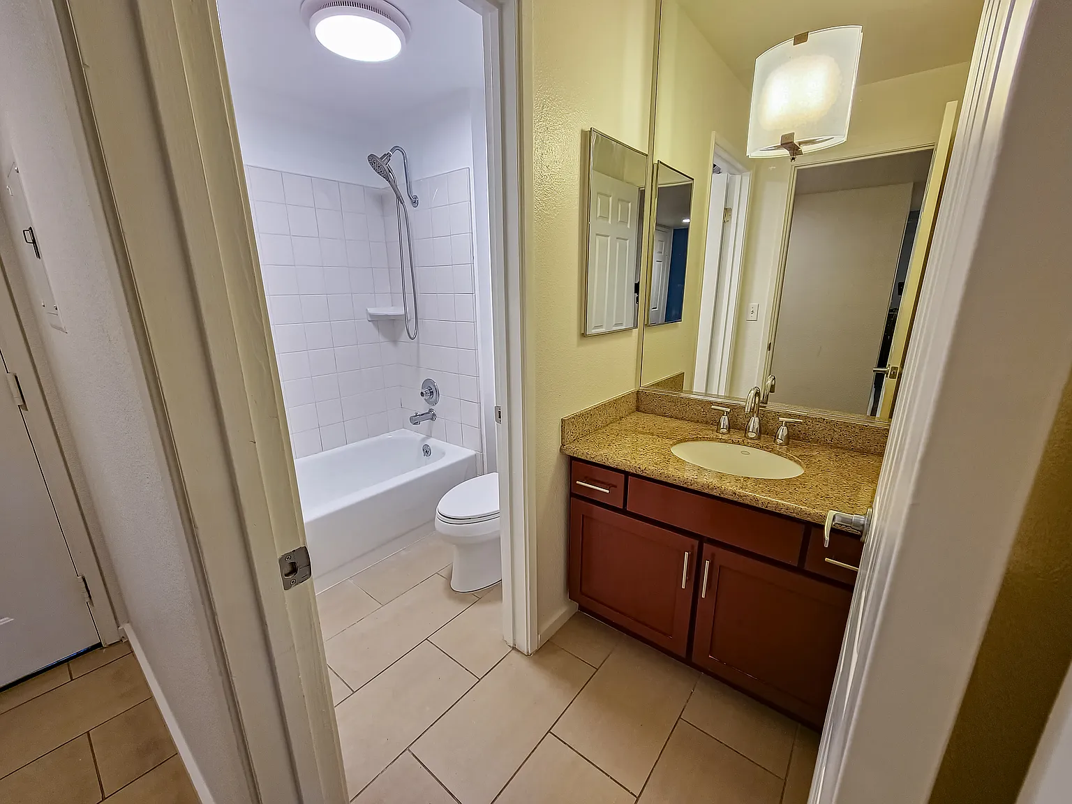 2 bed, 1056 sqft, $2,950 — Photo 4
