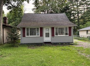 656 Hazelwood Ave, Vermilion, OH 44089