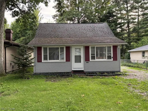 656 Hazelwood Ave, Vermilion, OH 44089
