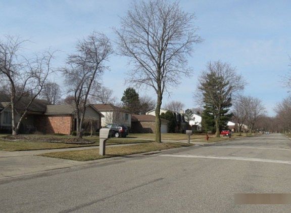 4th image of 37523 Myrna St