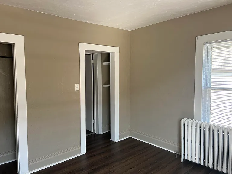 1023 Brusselles St — Photo 11