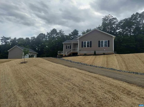 276 Barrington Dr, Barboursville, VA 22923