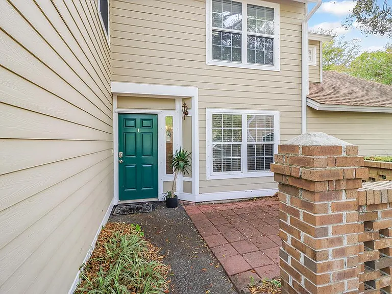 1050 Planters Pl — Photo 28