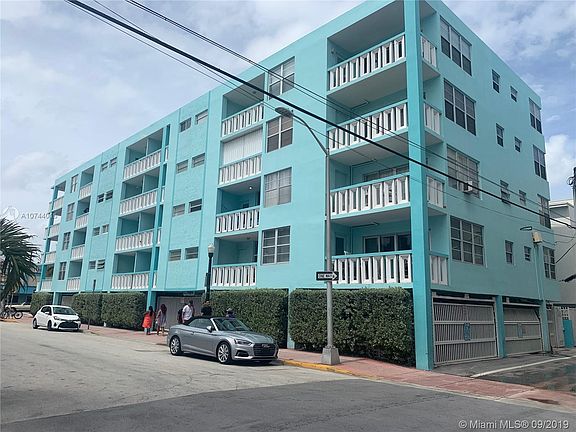 4th image of 701 Collins Ave APT 1B