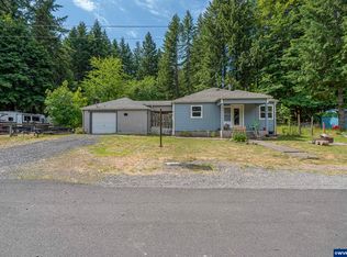 448 Mountain Ave SE, Idanha, OR