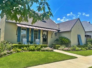 414 Harbor Rd, Youngsville, LA 70592