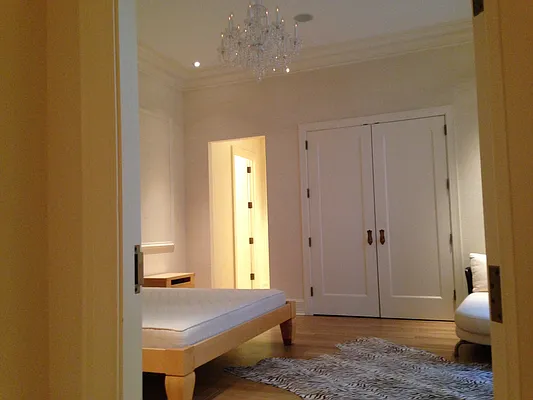 Rented by A & I Broadway | media 23