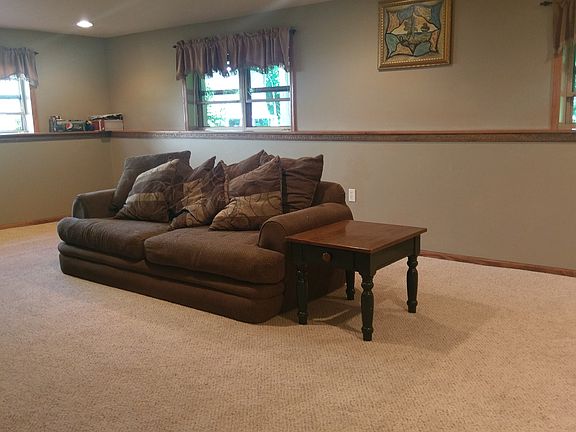 4th image of 223 Parador Pl