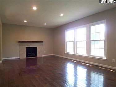 2nd image of 3625 Washington Blvd