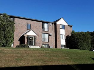 247 18th St #204, Dracut, MA 01826