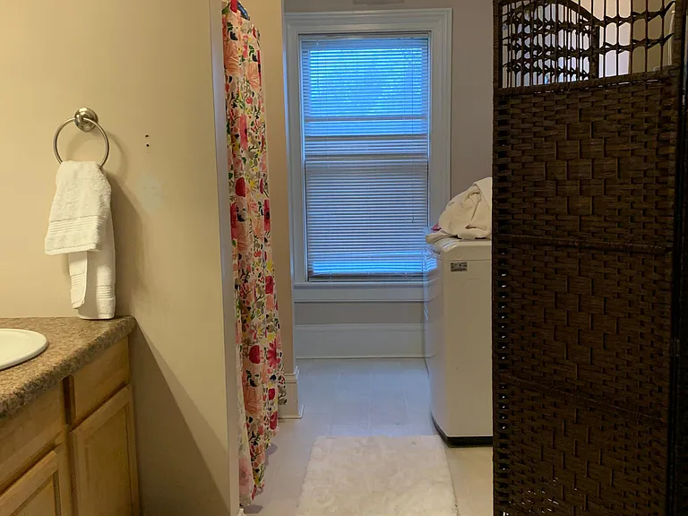 910 Paxton St — Photo 14