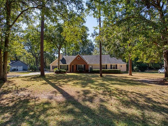 3rd image of 2427 Lochwood Dr