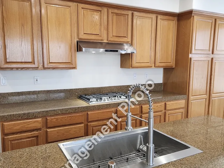 2759 Karoc Ct — Photo 29