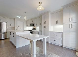 31 Leadenhall Rd, Brampton, ON L7A4G3