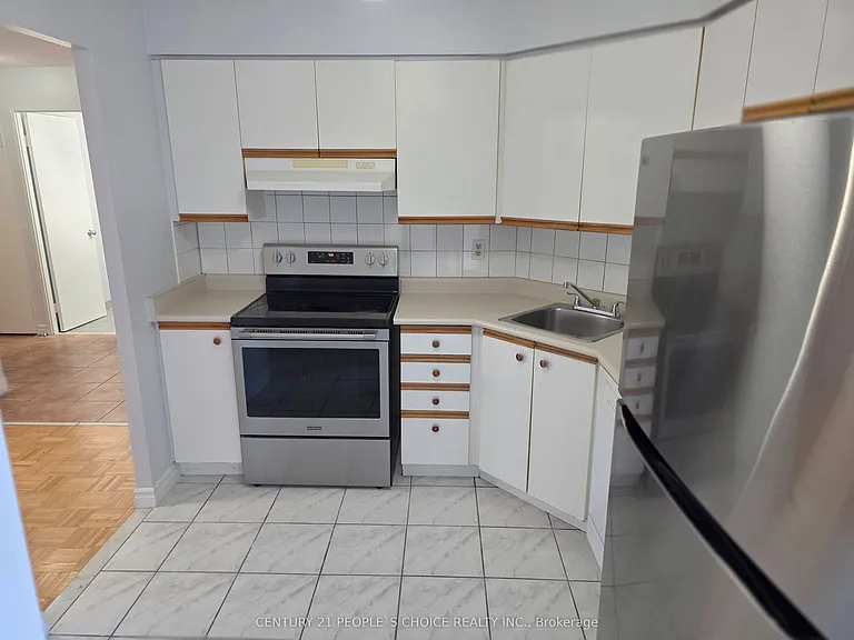 61 Markbrook Ln #1804 — Photo 4