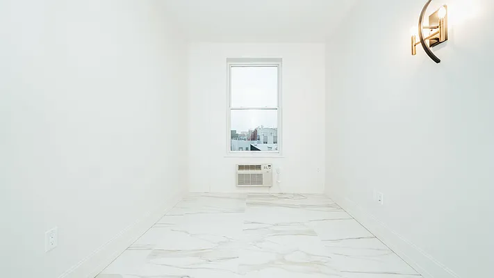 Rented by Nooklyn NYC LLC | media 4