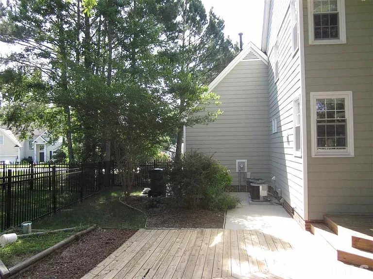3407 Shady Creek Dr — Photo 19