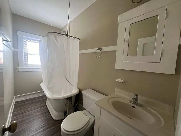 Historic Worthington Manor Apartments — Photo 18