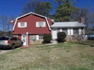 6330 Forest Haven Ln, Riverdale, GA 30274