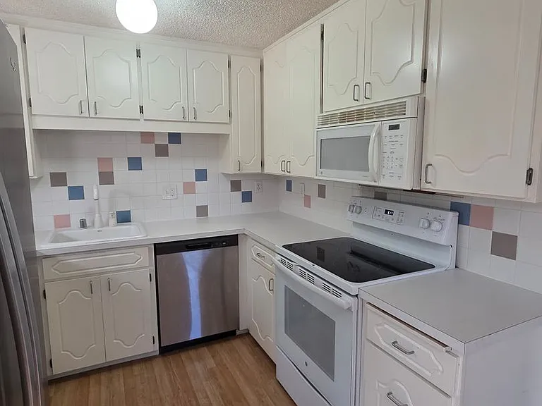 Non-PM_Ho_8013/8015 T — Photo 9