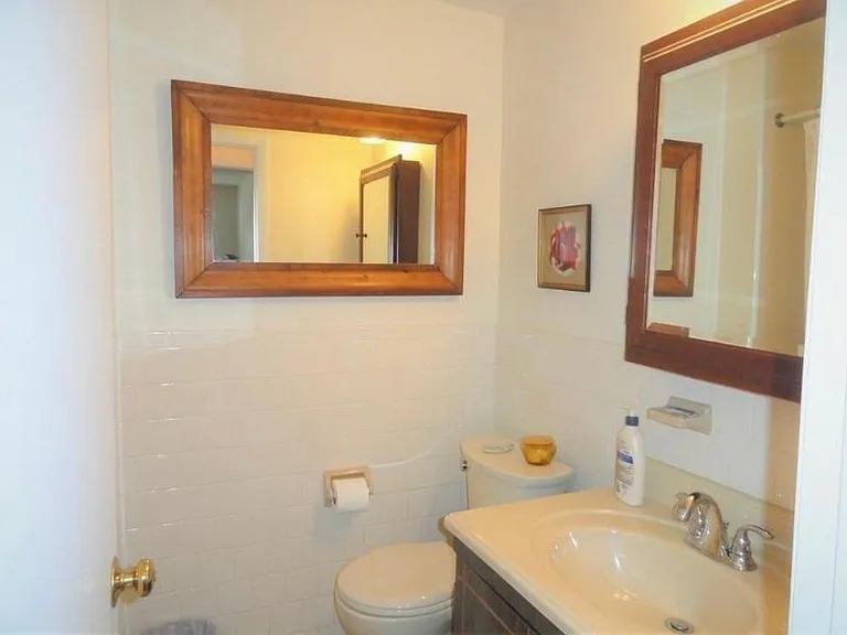 16 Mayberry Dr #A — Photo 3