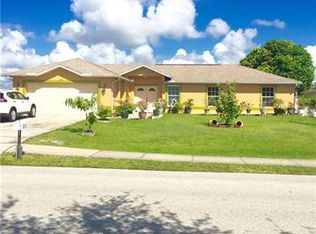935 Mohawk Pkwy, Cape Coral, FL 33914