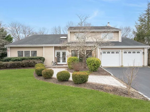 41 Fleetwood Road, Commack, NY 11725
