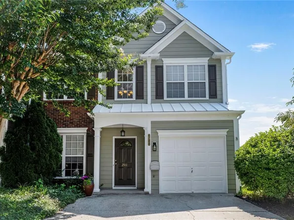 2911 Commonwealth Cir, Alpharetta, GA 30004