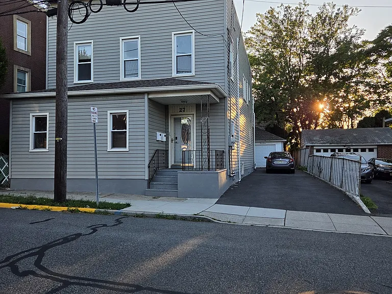 27 Passaic Ave — Photo 19