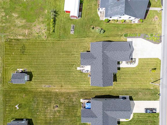 5th image of 9 Alleghany St