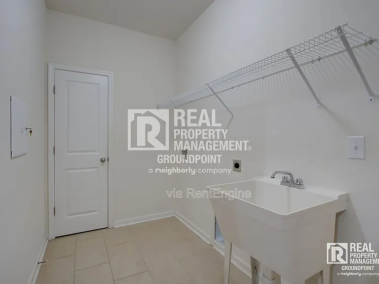 104 Elliott Creek Ln — Photo 28