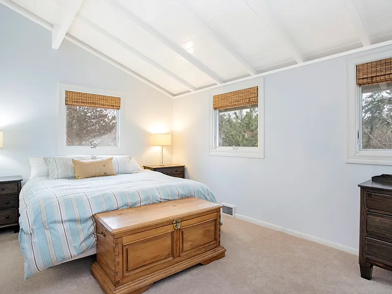 66 Jacqueline Dr — Photo 8
