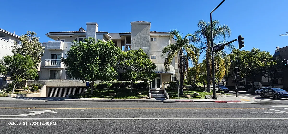 Building Photo - 505 E Doran St #104