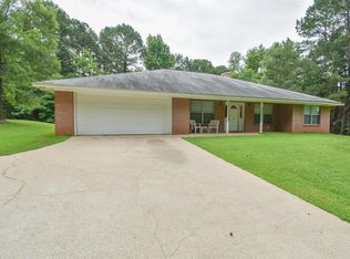 302 County Road 2443, Rusk, TX 75785